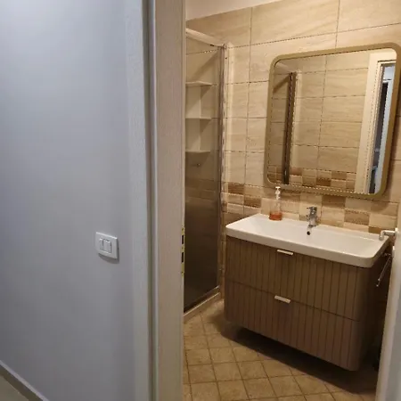 Durres Apartment Apartamento *